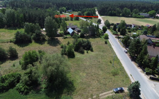 SŁAWICA – DZIAŁKI W SĄSIEDZTWIE LASU , FRONT 45M